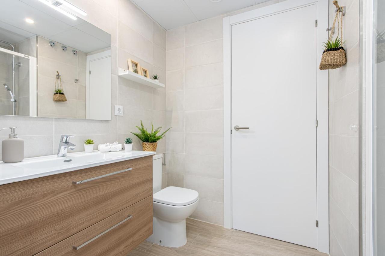 M A R I V E N T Suite With Bathroom And Terrace 50 M2 Roses Zewnętrze zdjęcie